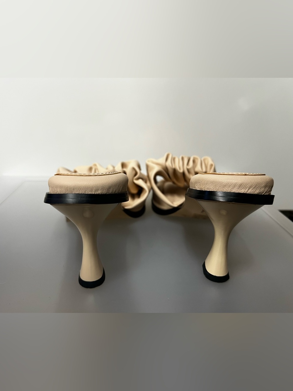 Circus by Sam Edelman Ruched Slide Sandals - Picture 7 of 9